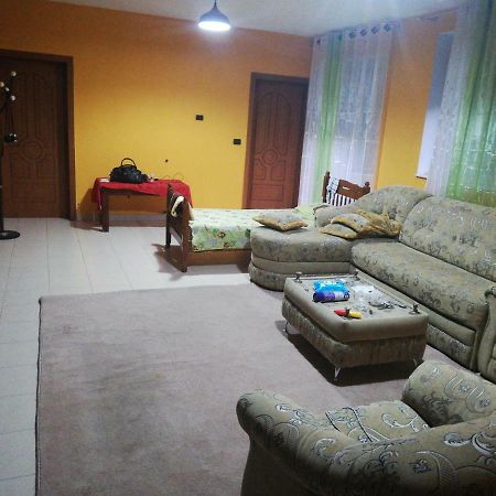 Hotel Albania Golem Dış mekan fotoğraf